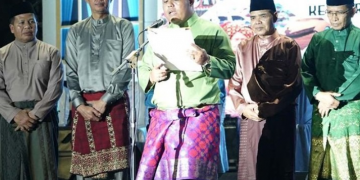 Pj. Bupati Muaro Jambi Hadiri Pembukaaan Festival Batanghari