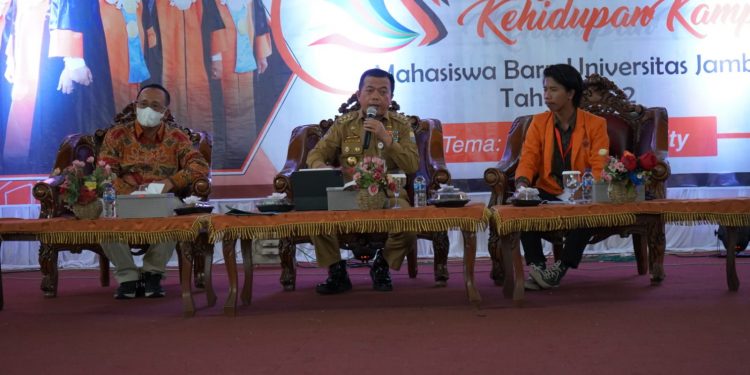 Al Haris Motivasi Mahasiswa Unja Hadapi Era 4.0