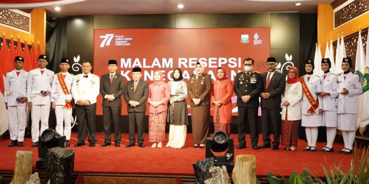 Al Haris Apresiasi Paskibraka Provinsi Jambi