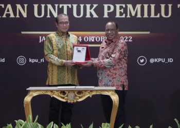 Kemendagri Serahkan Jumlah Penduduk per Kecamatan ke KPU Untuk Pemilu 2024