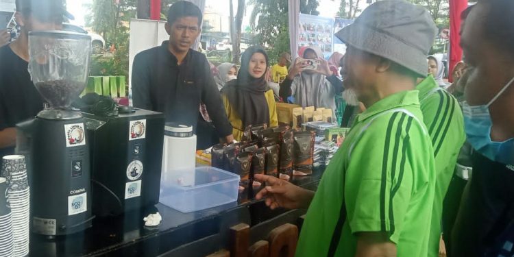 Buka Balitbang Coffe Corner 2022, Bupati Merangin Minta Terus Berinovasi dan  Diimplementasikan