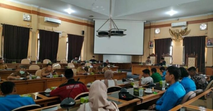 DPRD Muaro Jambi Terima Audiensi Organisasi Kemahasiswaan