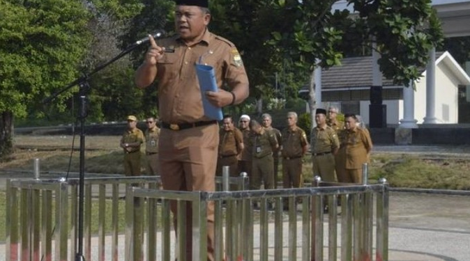 Sekda Budhi Jadi Inspektur Upacara di Lingkup Pemkab Muaro Jambi