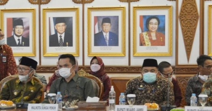 Sekda Muaro Jambi Hadiri Silaturrahmi & Rapat Koordinasi