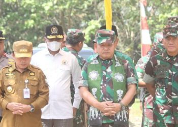 Ketua DPRD Provinsi Jambi Dampingi Kunker Kasad Jendral TNI Dudung Abdurrahman