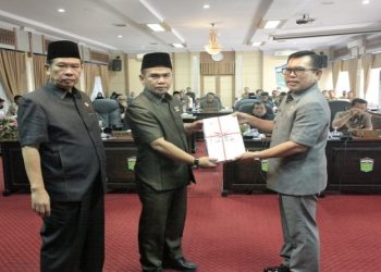 DPRD Tandatangani KUA-PPAS Perubahan 2022