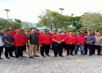 Ketua DPRD H Fajran Hadiri Pelepasan Kontingen POPDA
