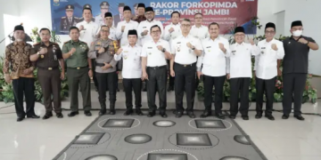 Wabup Batanghari Bakhtiar Hadiri Rapat Forkopimda