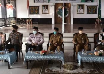 Sekda M. Azan Sambut Kembali Kedatangan 104 Orang Jama’ah Haji Batanghari