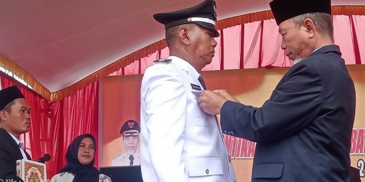 Bupati Merangin Lantik Sukamto Jadi Kades Lantak Seribu