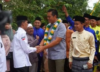 Bupati Fadhil Arief Resmikan Rumah Bedah Program Baznas di Desa Ampelu