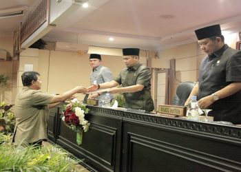 DPRD Tandatangani Nota KUA-PPAS 2023 dengan Pemkot