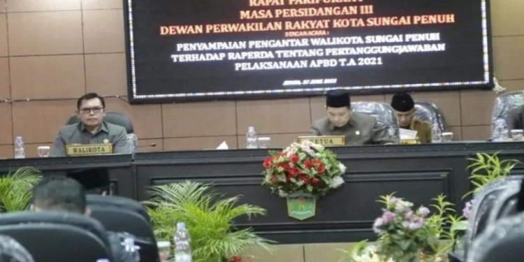 DPRD Kota Sungai Penuh Gelar Paripurna ke 1