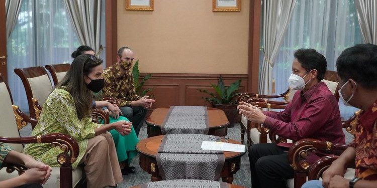 Kemenkes Akan Permudah Akses Layanan Kesehatan Primer Lewat WhatsApp
