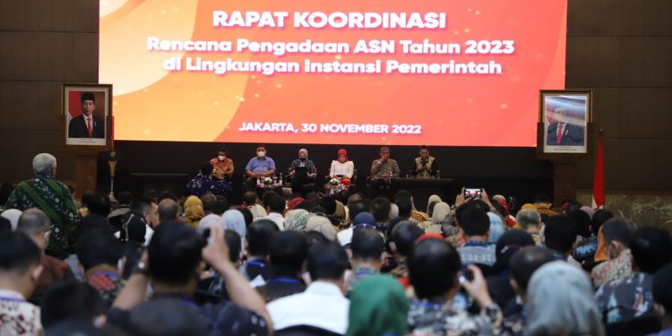 Menteri PANRB, Mendikbudristek, dan Menkes Rancang Pengadaan ASN 2023