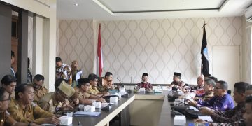 Bupati Merangin : Agus Salim Camat Teladan 2022