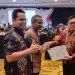 KPK Serahkan Penghargaan Ke Kota Sungai Penuh Sebagai Peringkat Dua Peningkatan Capaian MCP