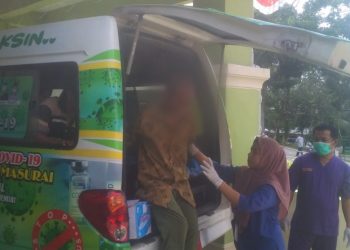 Kerjasama Dengan RSUD Kol.Abundjani, Dinas Sosial Merangin Bantu Warga Kurang Mampu Berobat ke RS Jiwa Jambi