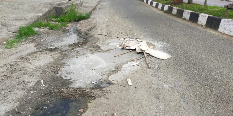 Pengendara Bermotor Bersyukur Keluhan Jalan Yang Berubang di Jalur Tiga Lintas Sumatera Merangin Sudah Ditangani