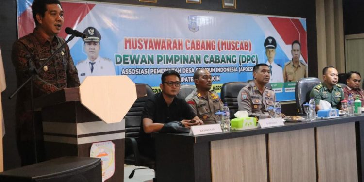 Wabup  Merangin Minta Ketua Apdesi Terpilih Bisa Mengayomi Seluruh Kepala Desa