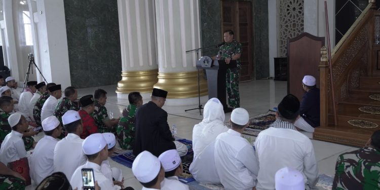 Panglima TNI : Para Santri Bisa Bergabung Menjadi Anggota TNI