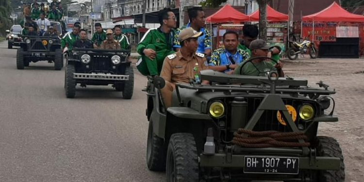 Wabup Merangin Ikut Arak Pemain Merangin FC Keliling Kota Bangko