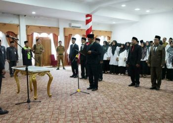 Wabup Merangin  Lantik Tujuh Pejabat Eselon III dan 60 Fungsional