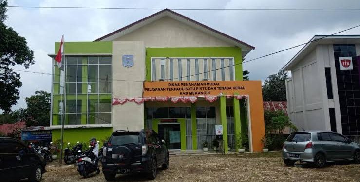 Hasil Penilaian Pelayanan Publik oleh Ombudsman Kepada Dinas PMPTSP&TK Merangin Raih Nilai 82,16    