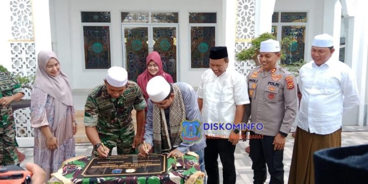 Bupati Tanjab Barat Resmikan Masjid As Syarif