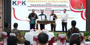 Tandatangani Kerjasama Dengan KPK, Jaksa Agung : Perlu Persamaan Persepsi dalam Koordinasi dan Supervisi Penanganan Korupsi