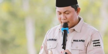 Wabup Hairan Ikuti Kampanye Stunting dan Penyerahan Bantuan Antropometri di Betara