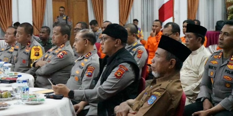 Bahas Evakuasi Kapolda Jambi Beserta Rombongan, Petinggi Polri dan TNI Gelar Rapat  di Merangin 