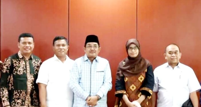 Bupati Tanjab Barat Lakukan Audiensi dengan Bappenas RI Terkait Pembangunan Infrastuktur
