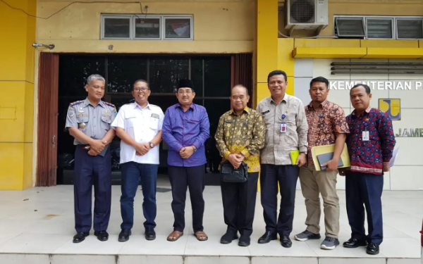 Bupati Anwar Sadat Gelar Pertemuan dengan Balai Pelaksanaan Jalan Nasional Jambi