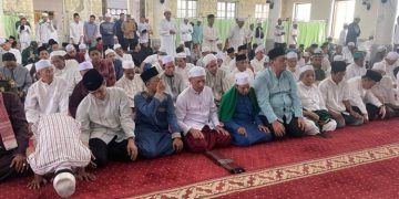 Kemas Al Farabi Hadiri Ziarah Kubro dan Haul Masyayikh 1 Abad Perukunan Tsamaratul Insan
