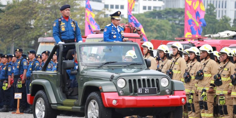 Mendagri Minta Aparatur Damkar dan Penyelamatan Bekerja Profesional