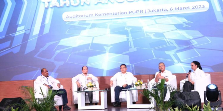 Kementerian PUPR Luncurkan Aplikasi Sistem Peringatan Dini Manajemen Risiko Program Padat Karya PISEW 