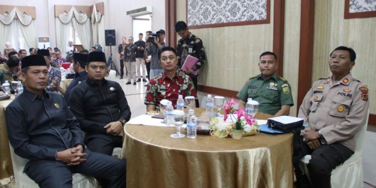 Ketua Dan Wakil Ketua DPRD Muarojambi Hadiri Musrembang RKPD 2024