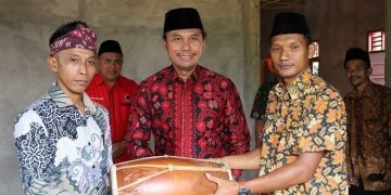 Ketua DPRD Jambi Lakukan Kunjungan ke Paguyuban Krida Turonggo Setto dan Wahyu Budoyo