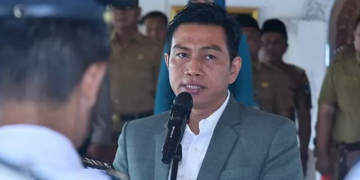 Bupati Fadhil Arief Minta Kades dan Lurah Data Warga Miskin Dengan Baik
