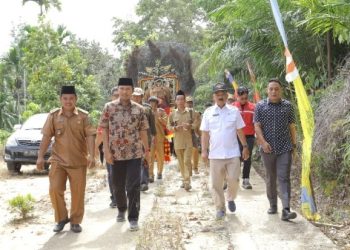 Kadis PUPR M. Fauzi Dampingi Edi Purwanto Kunker di Sarolangun