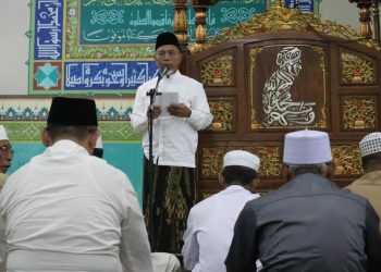 Bupati dan Wabup Merangin Sholat Idul Fitri 1444H di Masjid Masjid Baitul Makmur