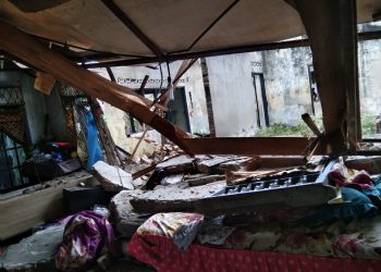 Dua Rumah Rusak Pascagempa M6,9 Kepulauan Mentawai dan Ribuan KK Masih Mengungsi 