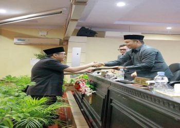 6 Fraksi DPRD Sungaipenuh Sampaikan Pandangan Umum Terhadap LKPJ Walikota
