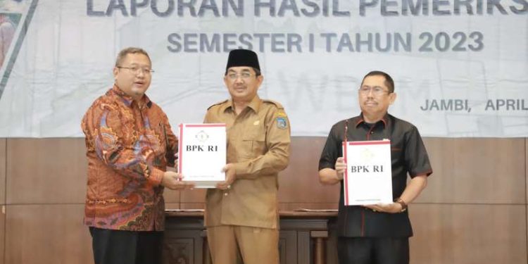 Pemkab Tanjab Barat Kembali Dapatkan Penghargaan Opini WTP dari BPK RI Perwakilan Jambi