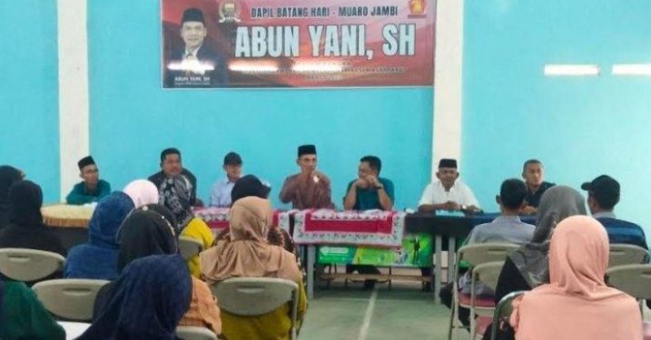 Anggota DPRD Provinsi Jambi Abun Yani Silaturahmi di Desa Pudak