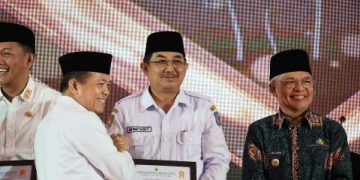 Pemkab Tanjab Barat Juara 1 Terbaik Penurunan Stunting, UAS : Penghargaan Ini Untuk Masyarakat Tanjab Barat