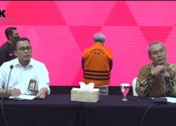 Tersangka Kasus Korupsi Pengadaan Barang dan Jasa di PT Amarta Karya Persero Tahun 2018-2020 di Tahan KPK