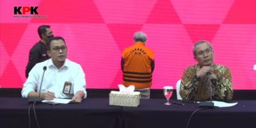 Tersangka Kasus Korupsi Pengadaan Barang dan Jasa di PT Amarta Karya Persero Tahun 2018-2020 di Tahan KPK