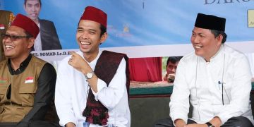 Wabup Tanjabbar Hadiri Tabligh Akbar bersama UAS di Desa Purwodadi
